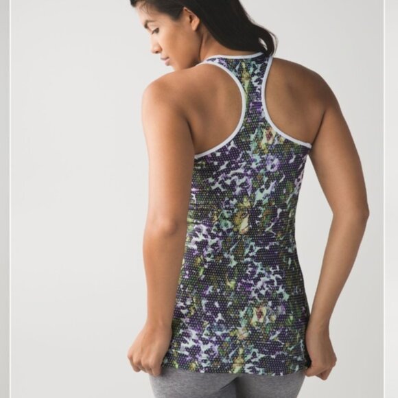 Lululemon Cool Racerback Floral Sport White Multi / White - Picture 2 of 8